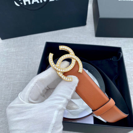 CHANEL 26S BELT 30 MM IN CARAMEL BROWN CALFSKIN WITH GOLD HARDWARE 661515