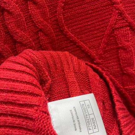 CHANEL 26S LONG-SLEEVE CREWNECK SWEATER 666