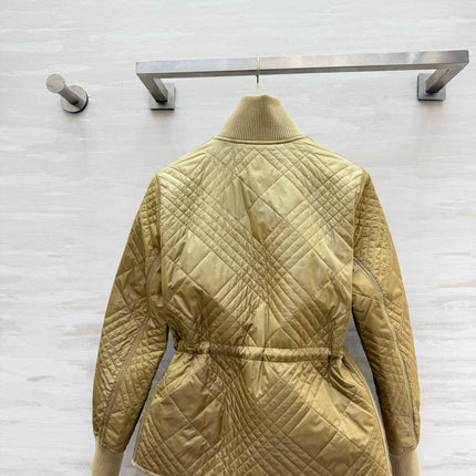 BURBERRY 26S QUILTED DRAWSTRING JACKET 523