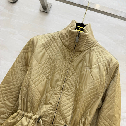 BURBERRY 26S QUILTED DRAWSTRING JACKET 523