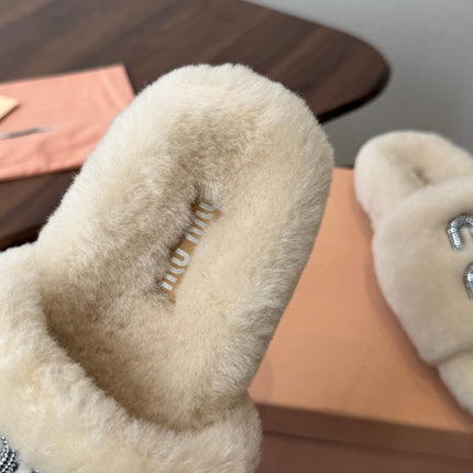 MIUMIU 26S CRYSTAL LOGO SLIDES IN LIGHT BEIGE SHEARLING