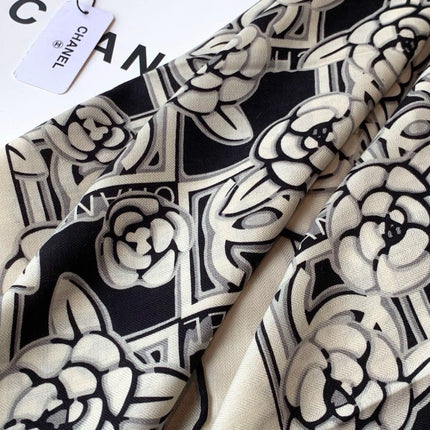 CHANEL 26S SCARF 140 IN CASHMERE AND SILK 309373