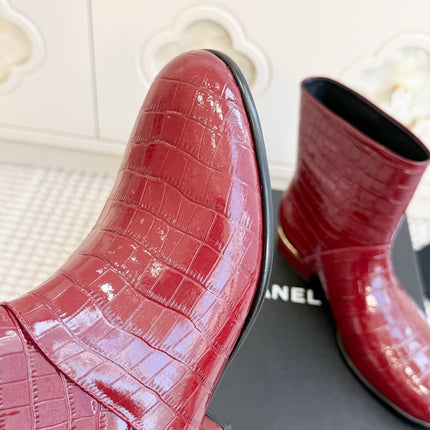 CHANEL 26S SHORT BOOTS IN RED PATENT CROCODILE EMBOSSED