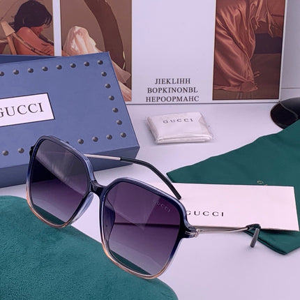 GUCCI 26S SQUARE FRAME IN ACETATE 426571