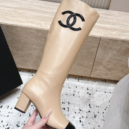 CHANEL 26S KNEE HIGH BOOTS 70 MM IN BEIGE CALFSKIN AND BLACK PATENT