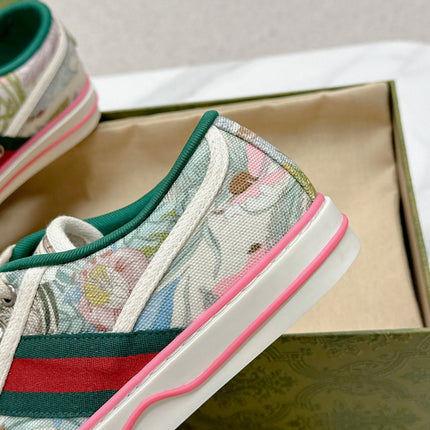 GUCCI 26S LOW TOP SNEAKERS IN MULTICOLOR CANVAS STYLE 26