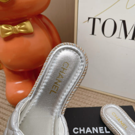 CHANEL 26S WEDGE SANDALS IN SILVER LAMBSKIN