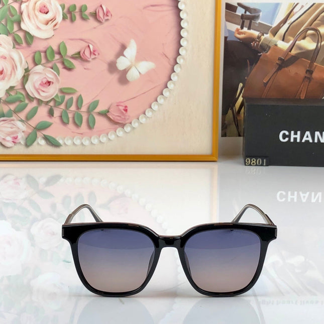 CHANEL 26S SQUARE-FRAME SUNGLASSES IN BLACK ACETATE 408397