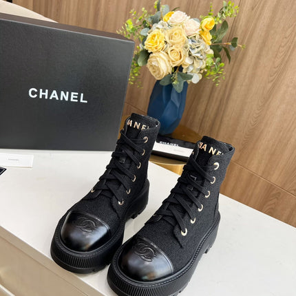 SHORT BOOTS IN BLACK TWEED AND CALFSKIN