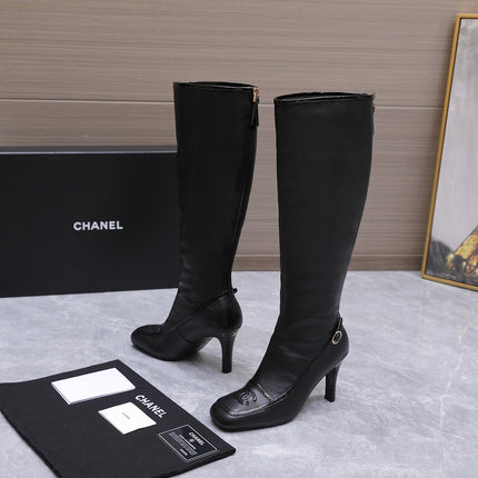 CHANEL 26S KNEE HIGH BOOTS 80 MM  IN BLACK CALFSKIN WITH PATENT LEATHER TRIM AND CC LOGO ON TOE CAP