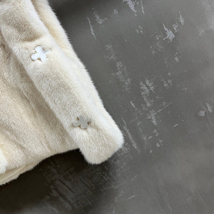 MIUMIU FUR VEST STYLE 685