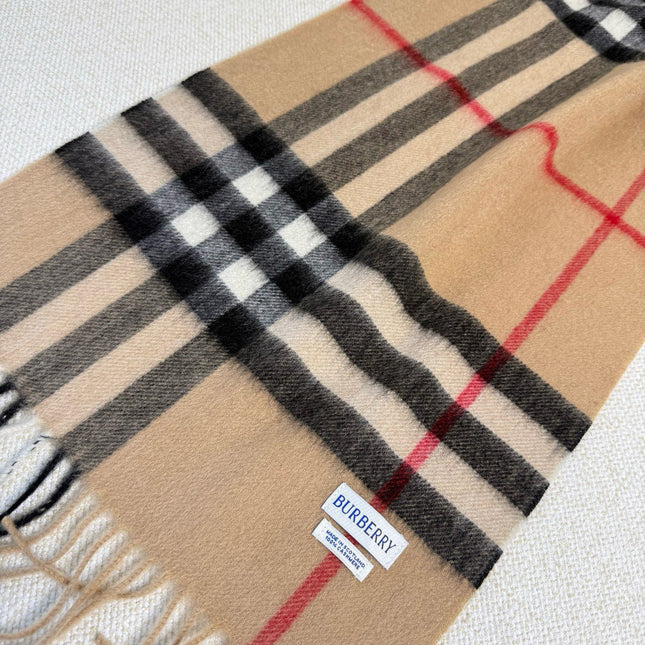 BURBERRY 26S SCARF 168CM IN CASHMERE 202516