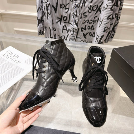 CHANEL 26S HIGH HEEL KNEE HIGH BOOTS 70 MM IN BLACK LAMBSKIN AND PATENT CALFSKIN