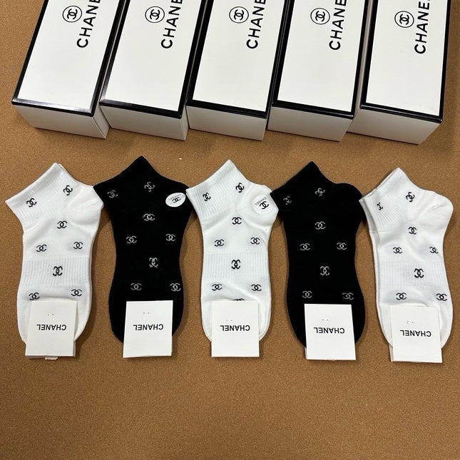 CHANEL 26S ANKLE SOCKS 405401 (1 BOX)