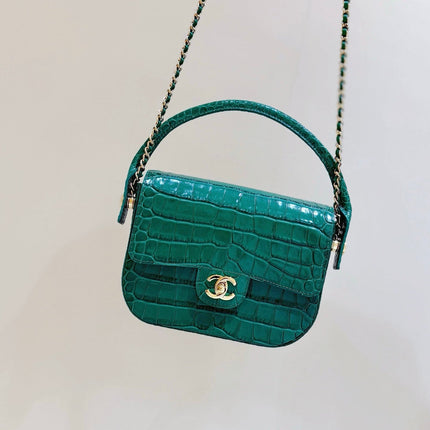 CHANEL 26S MINI BOX BAG 15 IN GREEN CALFSKIN CROCODILE EMBOSSED