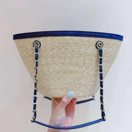CHANEL 26S TOTE BAG 25 IN BEIGE FABRIC AND BLUE CALFSKIN